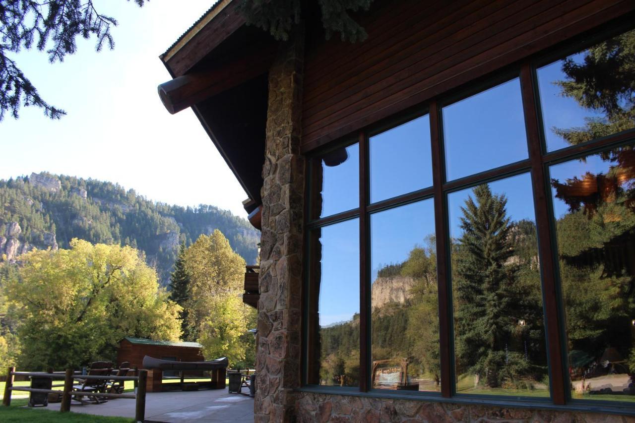 Spearfish Canyon Lodge Екстериор снимка
